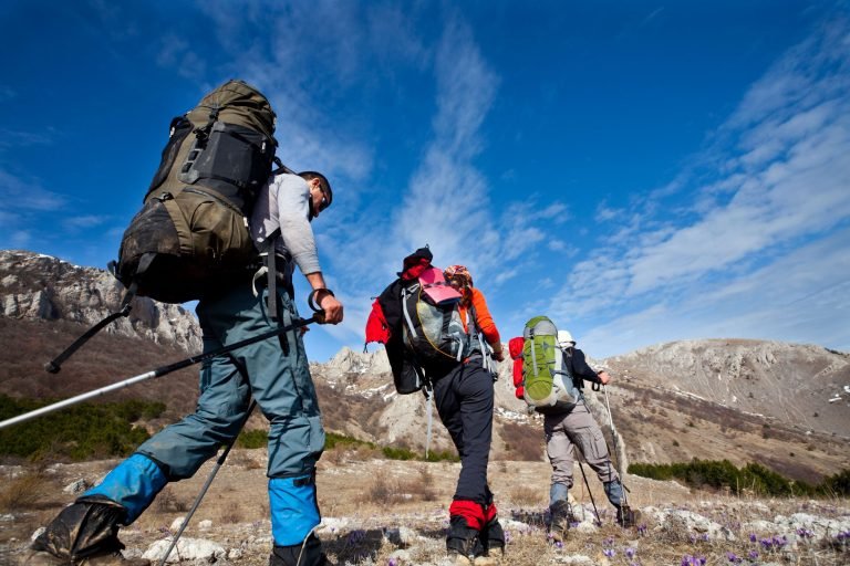 7 Rekomendasi Gunung di Jawa Barat, Cocok untuk Pendaki Pemula