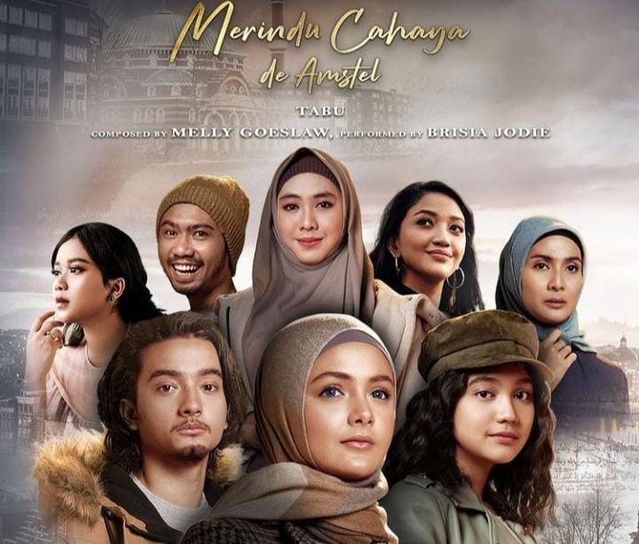 SINOPSIS FILM TANAH AIR BERJUDUL MERINDU CAHAYA DE AMSTEL