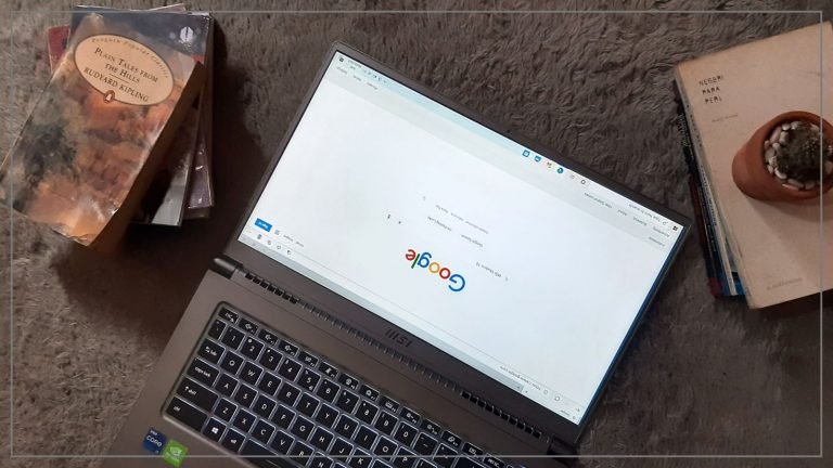 Laptop Manis yang Menunjang Gaya Hidup Dinamis