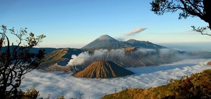 Gunung Paling Favorit di Indonesia, Indahnya Tak Main-main!