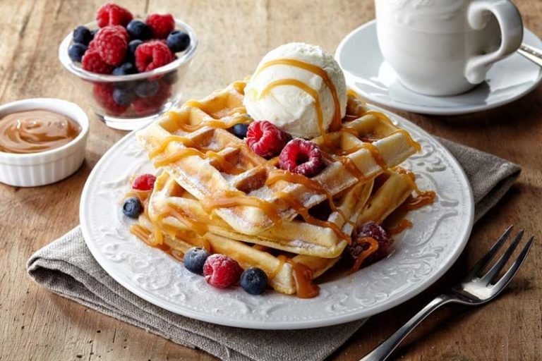 5 Jenis Waffle yang Paling Cocok Untuk Disajikan Sebagai Dessert